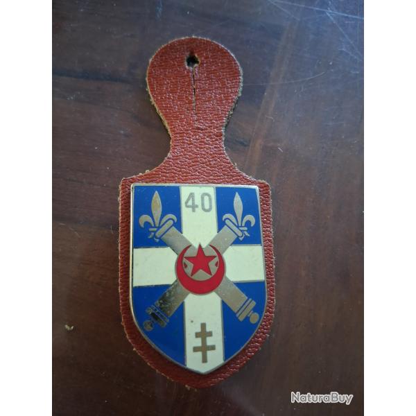 Insigne militaire 40e R�giment d'Artillerie DRAGO �maill� avec cuir