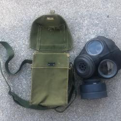 MASQUE A GAZ ANGLAIS   NORMANDIE 1944, DATE 1944 BRITISH WW2, avec sac.et notice