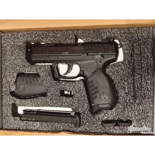 Pistoler Ruger SR22 PBT Filet� Canon 3,5" cal 22LR