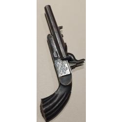 Pistolet revolver a broche