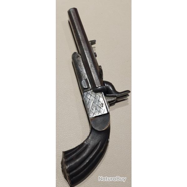 Pistolet revolver a broche