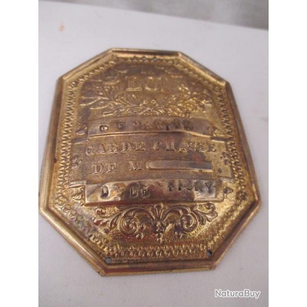 belle plaque de garde chasse en laiton dor�