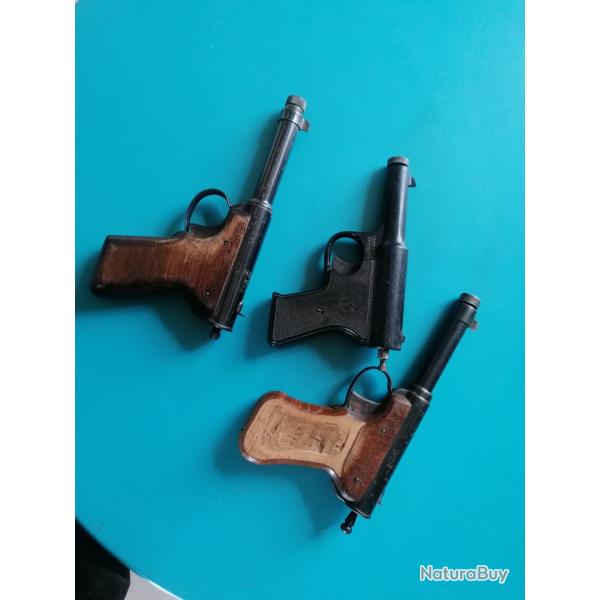 3pistolets � air 4,5mm , 1 diana 2 ,1 milbro et 1 akah 5
