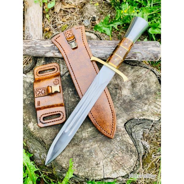 dague de chasse d'artisan d'exception / loupe de peuplier et de laurel / lame inox 4 gorges