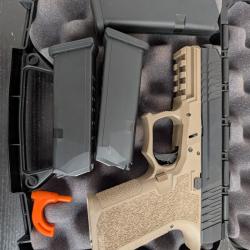 Pistolet Polymer80 PFC9 compact 9mm