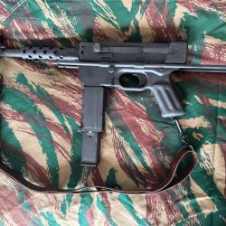 Pistolet Mitrailleur MAT-49 Neutralis&eacute; Culasse Manoeuvrable et Tir &agrave; sec possible.