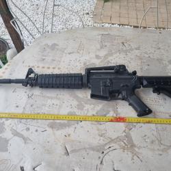 Fusil Colt M4A1 carabine RIS Sportline AEG Classic Army