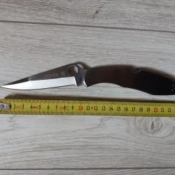 Couteau pliant Spyderco " POLICE "