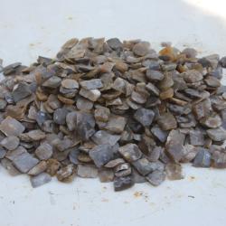 Lot de + de 7Kg de silex taille r&egrave;glementaire us&eacute;s ou rogn&eacute;s