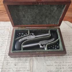 paire d'ancien pistolet derringer vers 1840 en coffret