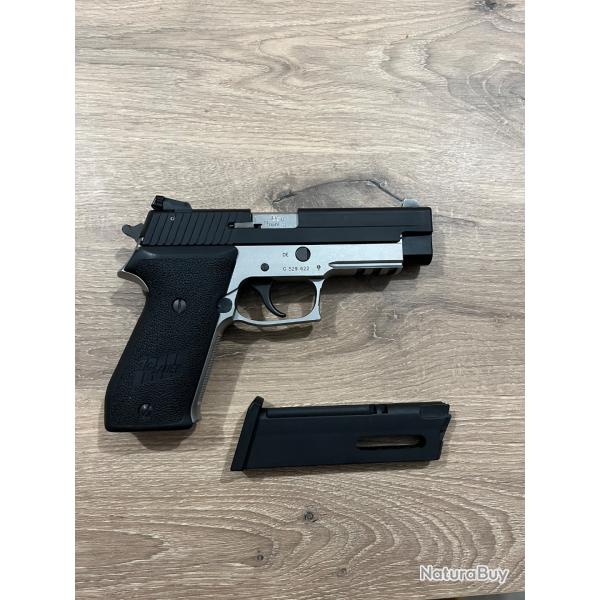 Sig sauer p220 22lr