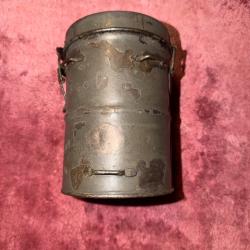 Superbe Masque &agrave; Gaz Allemand WW1 en cuir . Leder . &Eacute;tat superbe . Verres de rechange. Cartouche .