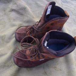 paires de chaussures Sympatex Decathlon pointure 42