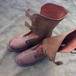 paires de ranger / brodequin de marche de pointure 41 cuir brun