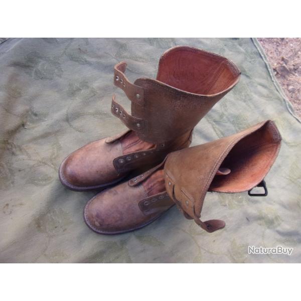 paires de ranger / brodequin de marche de pointure 41 cuir brun
