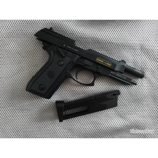 Beretta pt92 SWISS ARMS cal 4.5mm blowback full metal