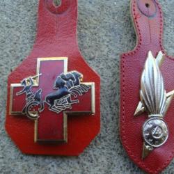 INSIGNES MILITAIRES X 2