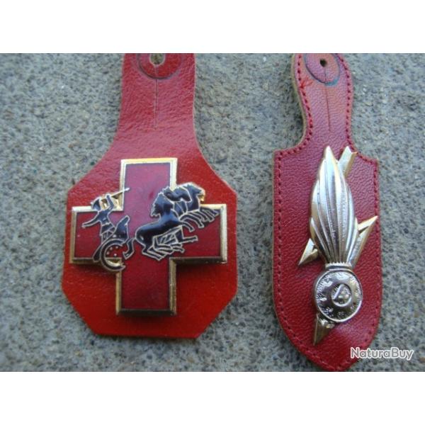 INSIGNES MILITAIRES X 2