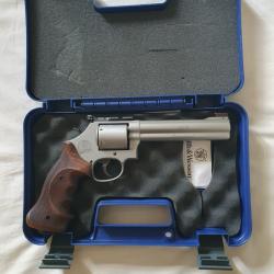 Revolver Smith & Wesson 686 International .357 Magnum