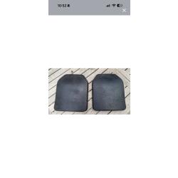 2 plaques nij4sa de l arm&eacute;e hollandaise en tbe