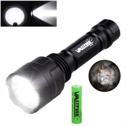 Lampe Torche Tactique C8 LED 2000 Lumens Interrupteur D&eacute;port&eacute; Batterie 18650 VASTFIRE