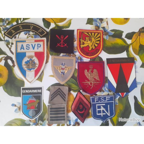 lot �cussons militaires