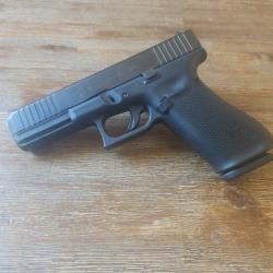 GLOCK 17 GEN 5 FS TRES PEU SERVI ENVIRON 100 CARTOUCHES