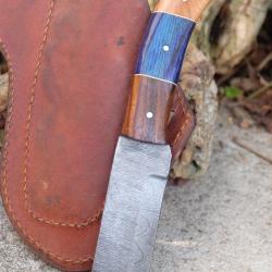 Couteau Skinner Lame Rasoir Acier Damas 256 Couches Manche Bois Beau Etui Cuir Fabric Artisanale