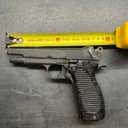 Pistolet Mac 50