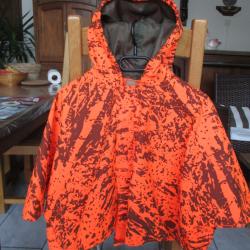 Capeline fluo camo comme neuf