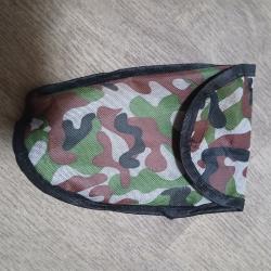 Pochette couleur militaire