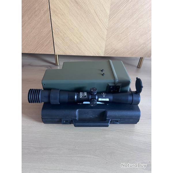 Lunette Scrome J8 - r�ticule militaire arm�e fran�aise - neuf de stock