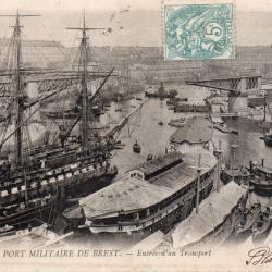 Carte postale ancienne du Port Militaire de Brest -N&deg;8672