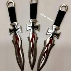 3 couteaux de lancer croix de fer avec &eacute;tui