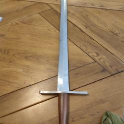 &Eacute;p&eacute;e m&eacute;di&eacute;vale