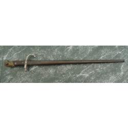 BONNE BA&Iuml;ONNETTE MOD&Egrave;LE 1874 pour FUSIL GRAS , AVEC  SON FOURREAU ,  St ETIENNE , DAT&Eacute;E JUIN 1879