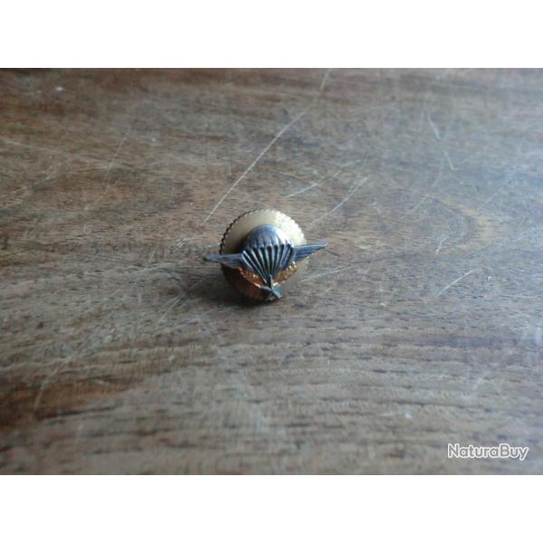 insigne boutonni�re brevet parachutiste