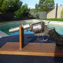 Revolver  British Constabulary calibre 450,
