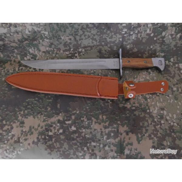 BAIONNETTE A DROITE DE 39 CM POUR KALASH AK74 ET AK47 NEUVE AVEC ETUI POUR CEINTURON