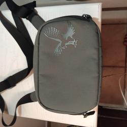 Jumelles swarovski NL12x42.tres bon ?etat comme neuve moi de 1 ans avec sacoche  .prix 2000
