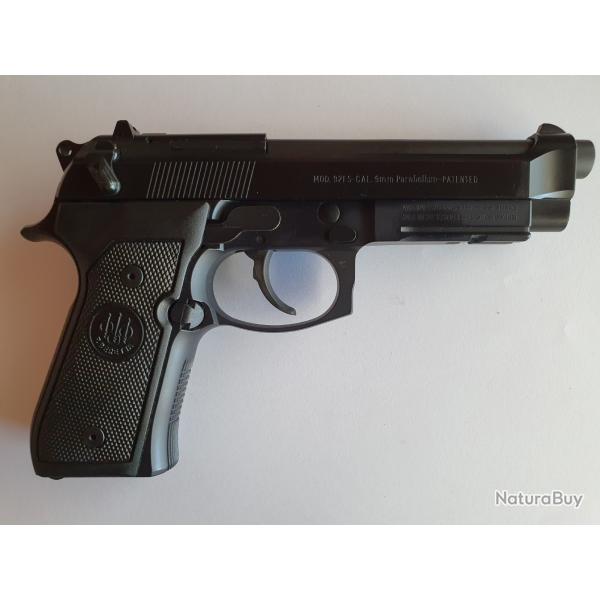 Pistolet Beretta 9 mm type M9A1
