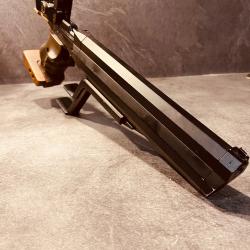 pistolet feinwerkbau mod&egrave;le 102 calibre 4,5 Droitier