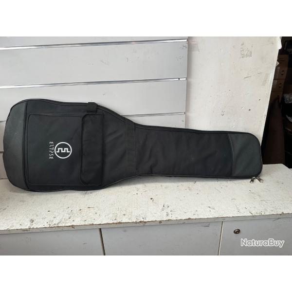 �tui/ fourreau guitare 117cm
