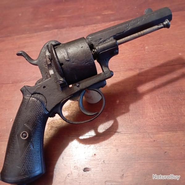 Gros revolver 12 mm � broches