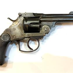 Revolver type Smith & Wesson