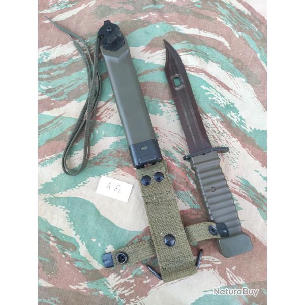 Poignard KCB 77 vert fabrication Eickhorn avec coupe c�ble ref4A