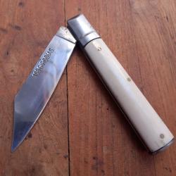 Joli Couteau R&eacute;gional TARBAIS 108 GIRODIAS Manche en ABS