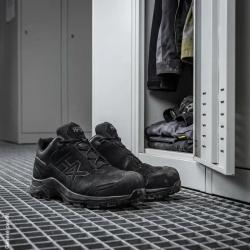 Chaussures de s&eacute;curit&eacute; basses HAIX Black Eagle 600 V GTX noires S7S 44