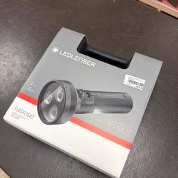LAMPE LEDLENSER P18R 600 M&Egrave;TRES