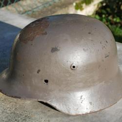 ARMEE - casque militaire mod&egrave;le 40 provenance Normandie 1944 - DIV25CSQ001